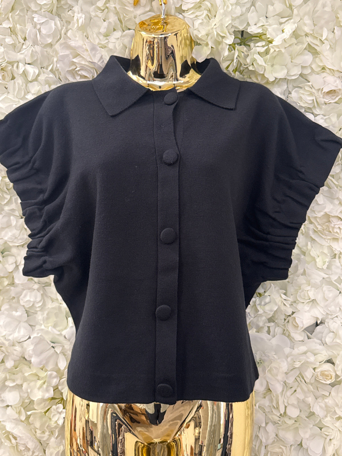 Stunning jumper short sleeved in black, Hope