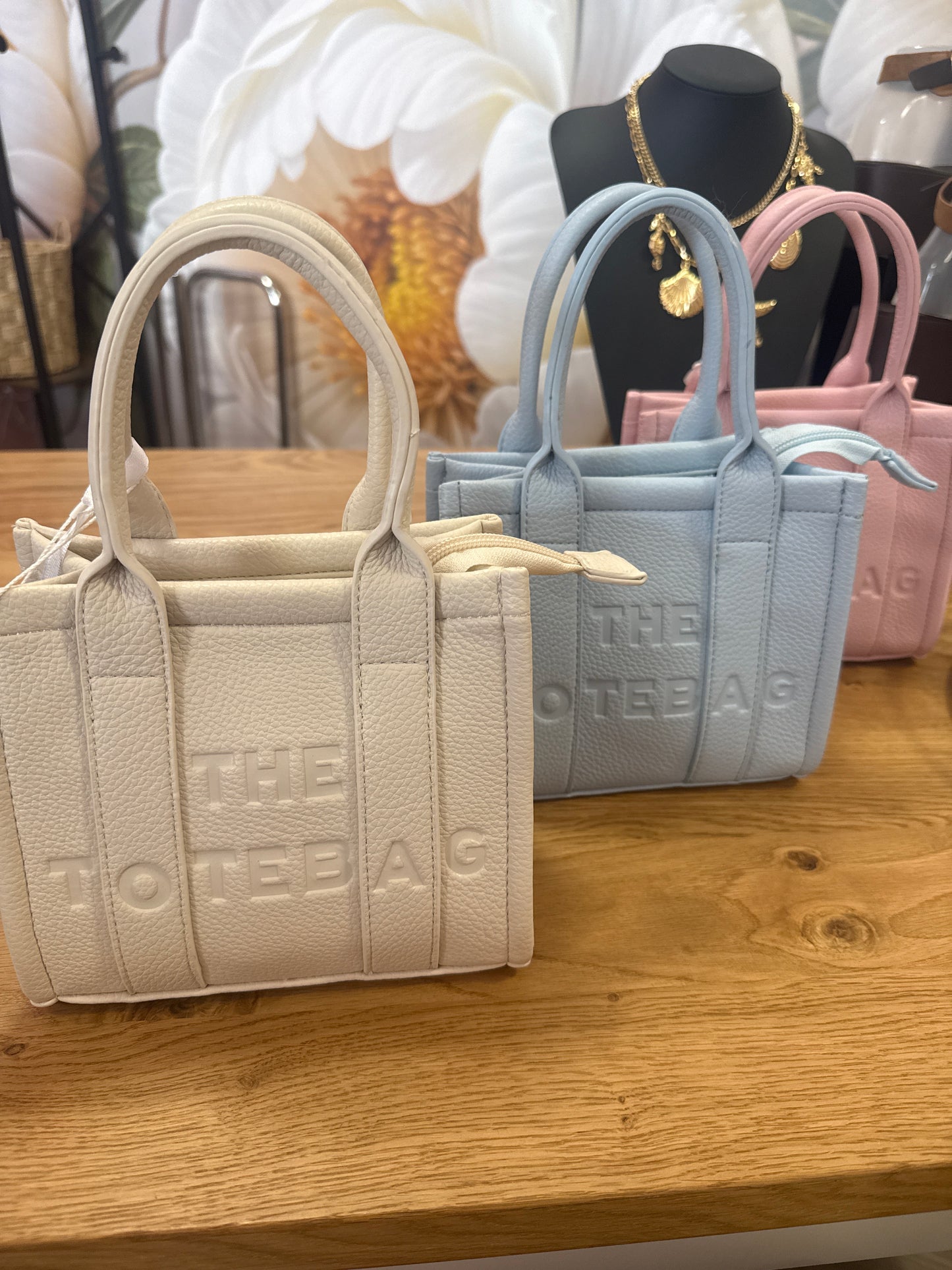 Super cute mini tote bag