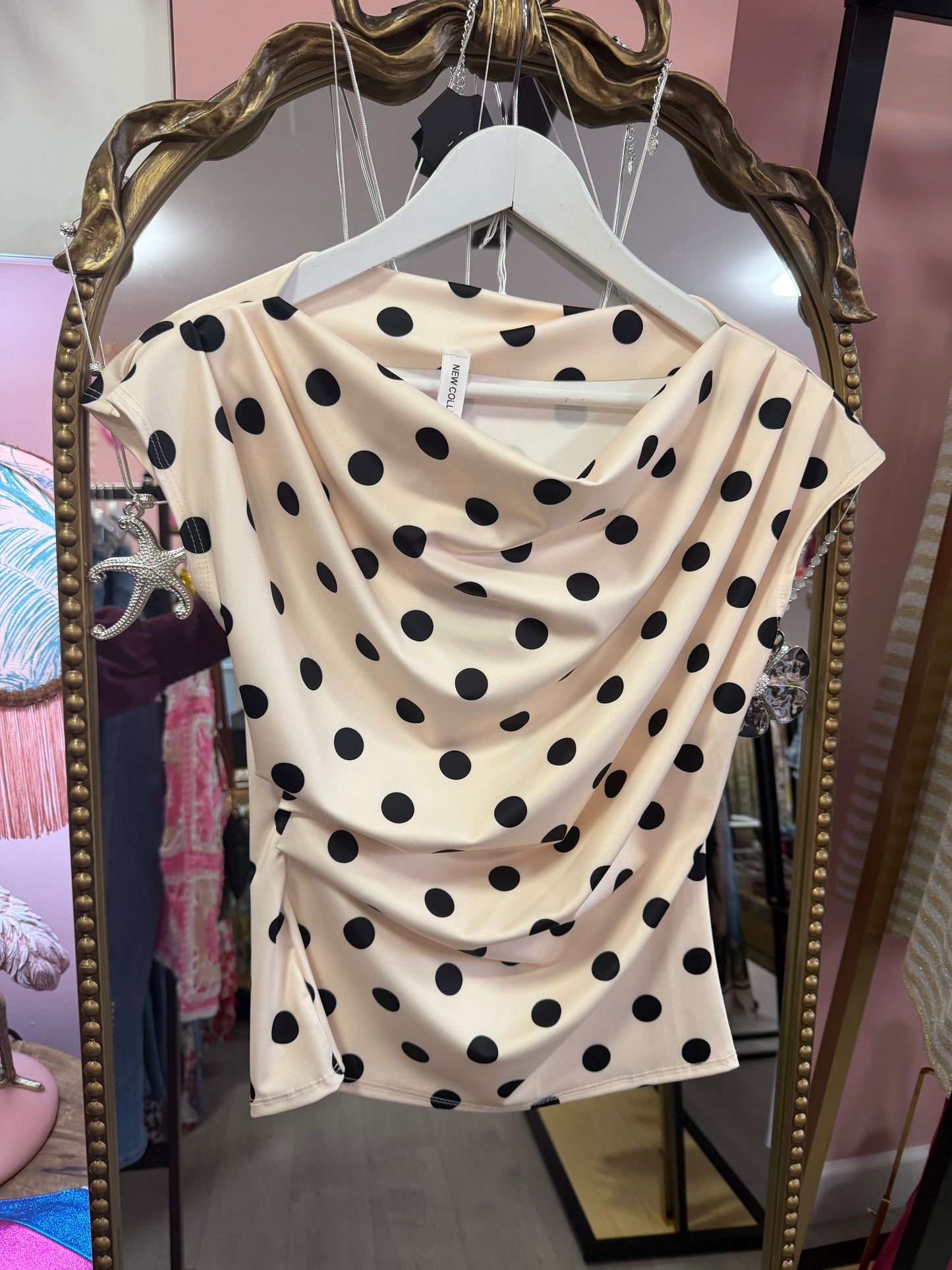 Polka dot top, Keswick
