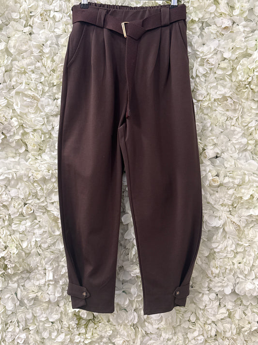Lovely balloon trousers with button cuff, Miranda chocolate