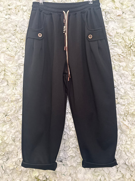 Lovely scuba trousers relaxed fit, Vicky black
