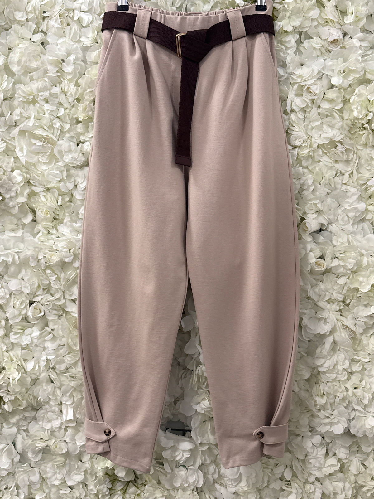 Lovely balloon trousers with button cuff, Miranda beige
