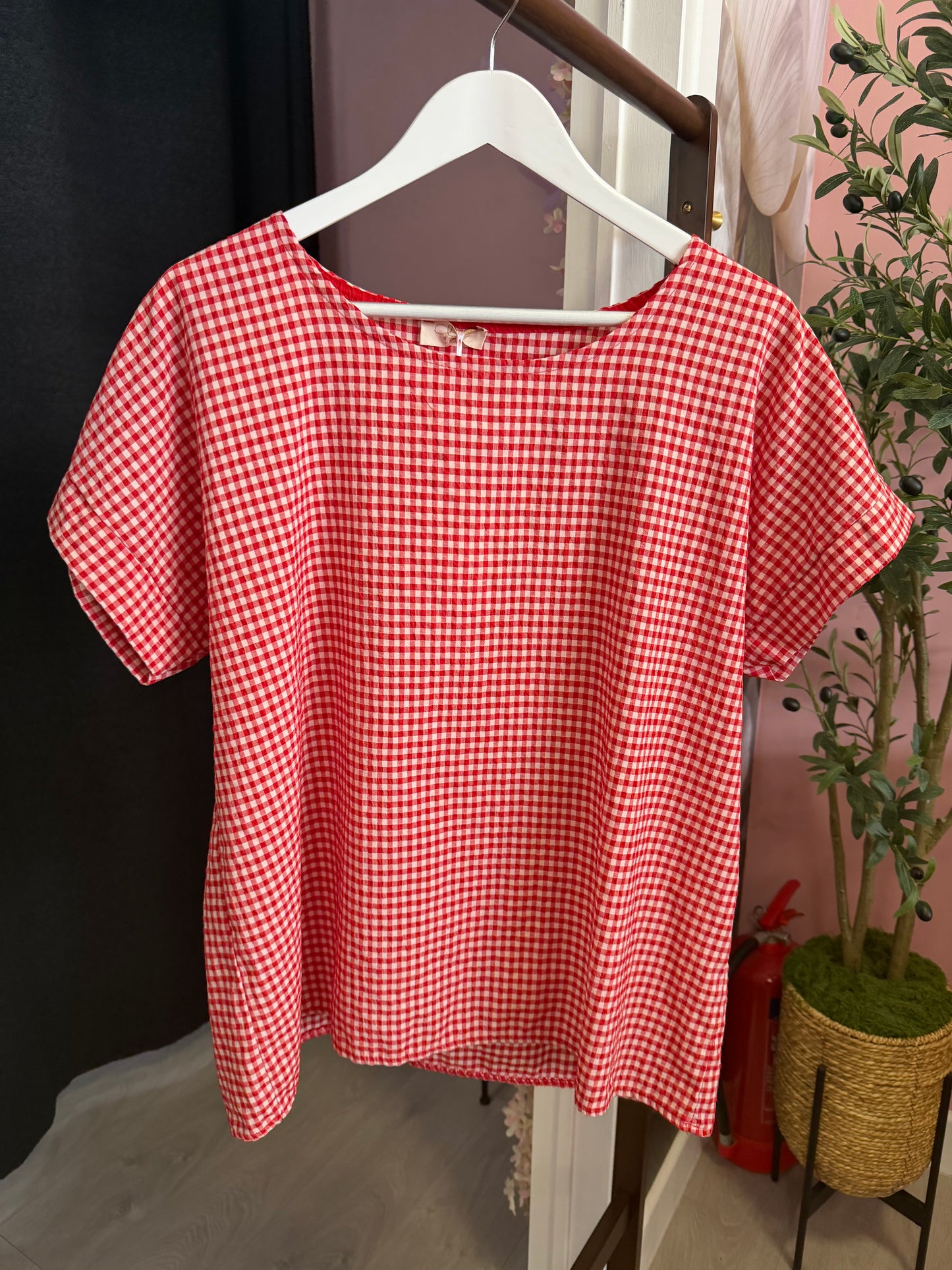 Lovely gingham summer top  jet