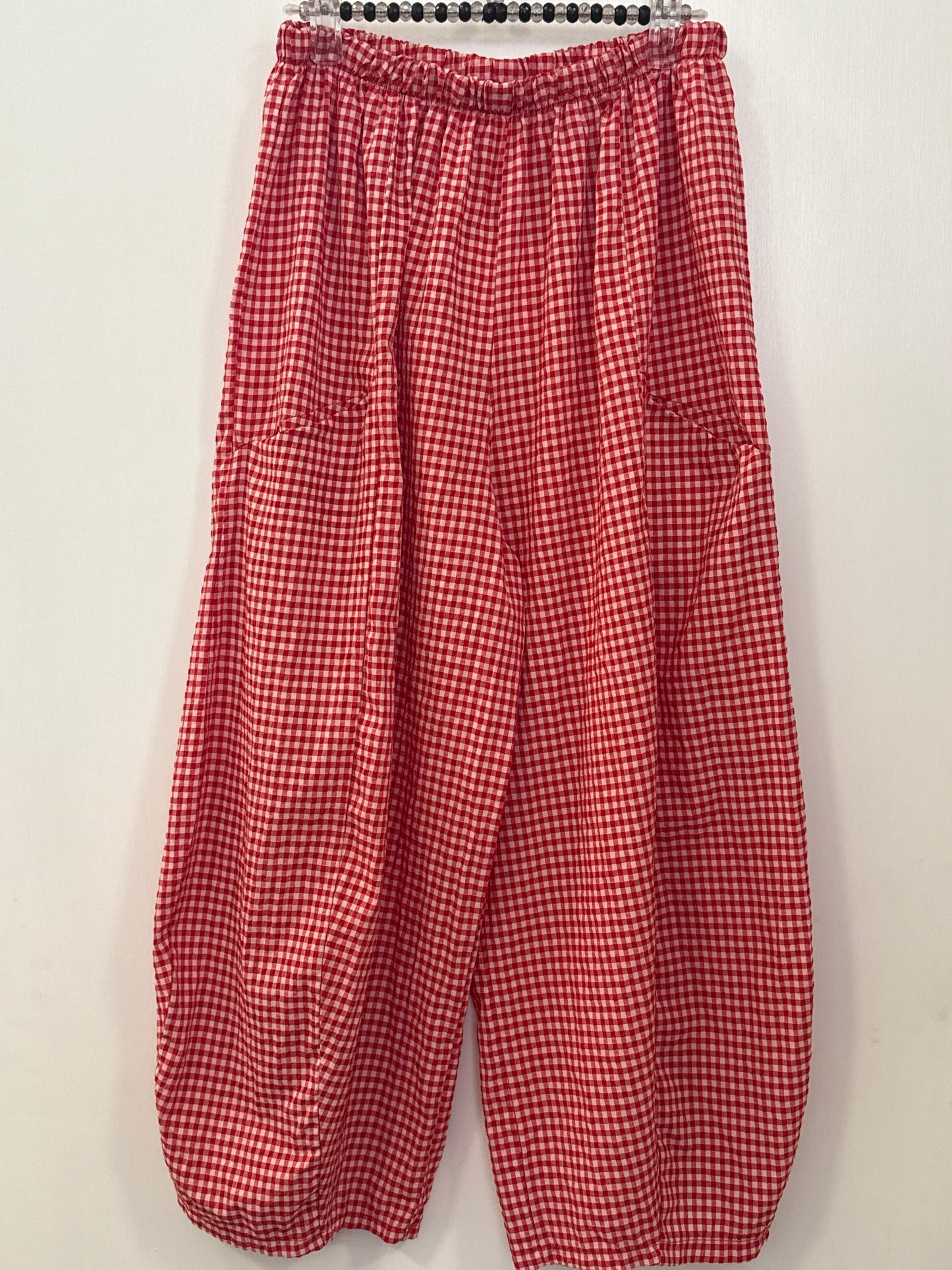 Funky gingham balloon trousers, Meg red