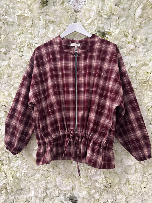 Lovely zip up shacket, Jude wine