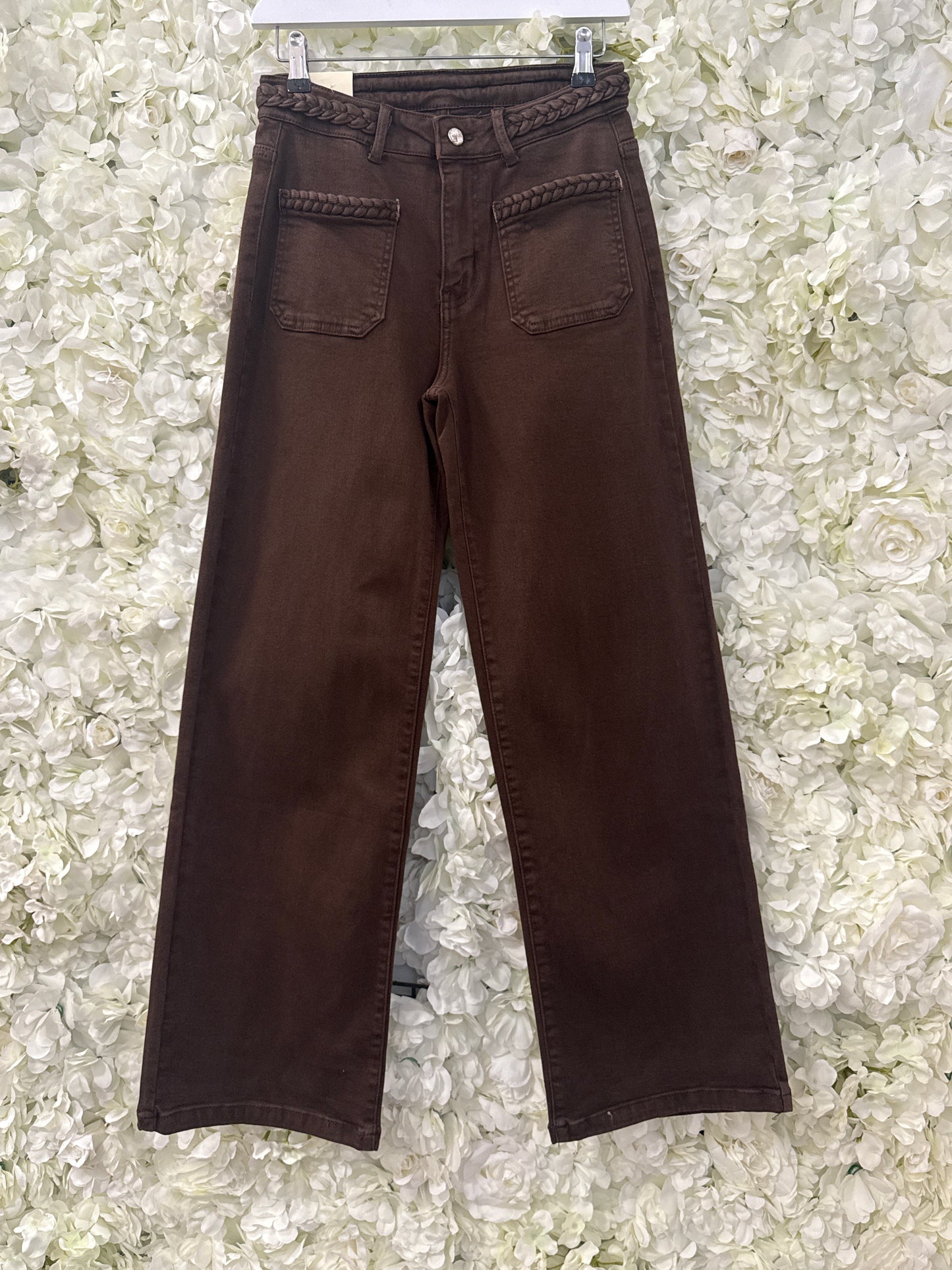 Stunning chocolate jeans, Nova