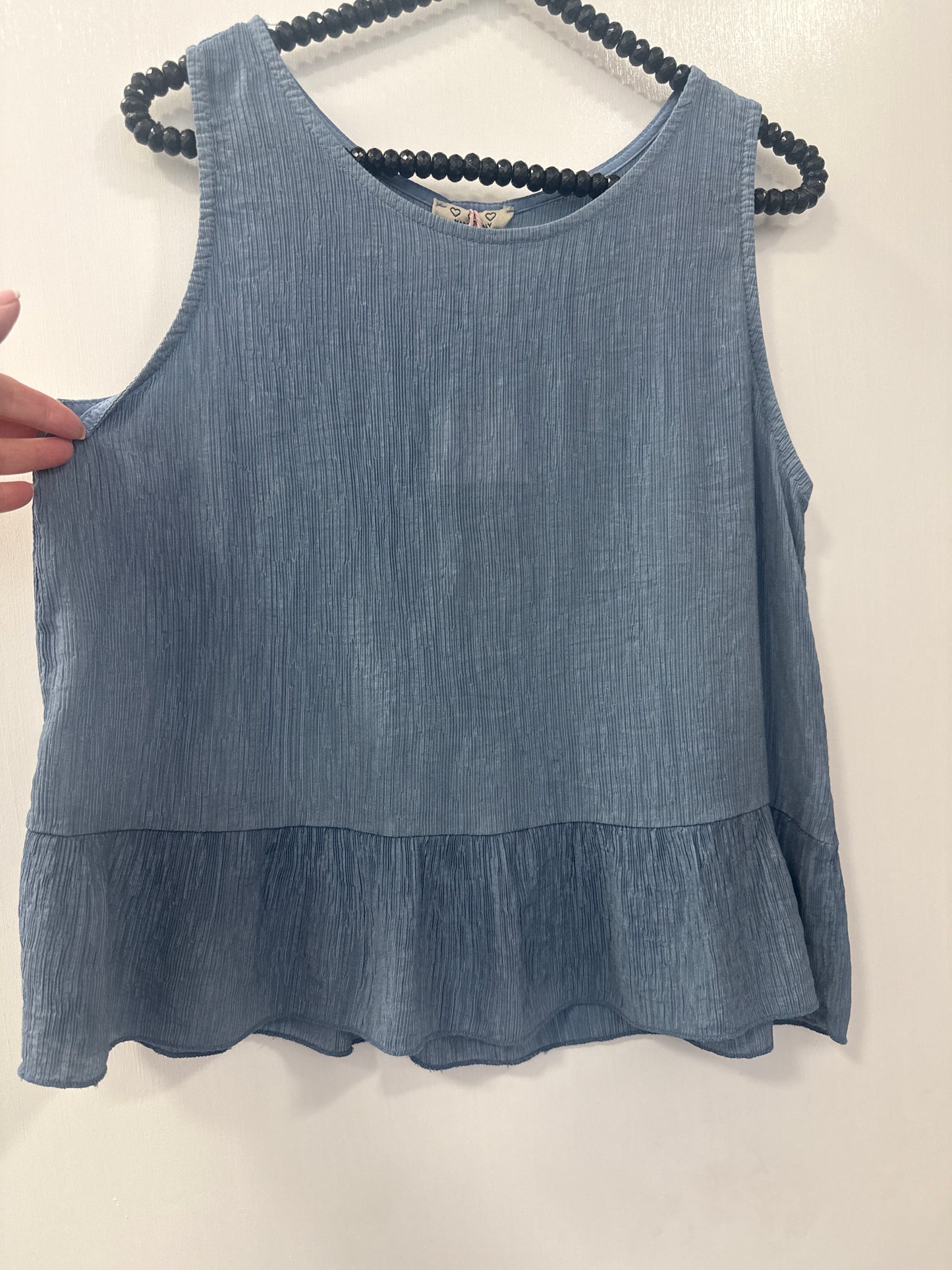 Lovely frill top, Bron blue