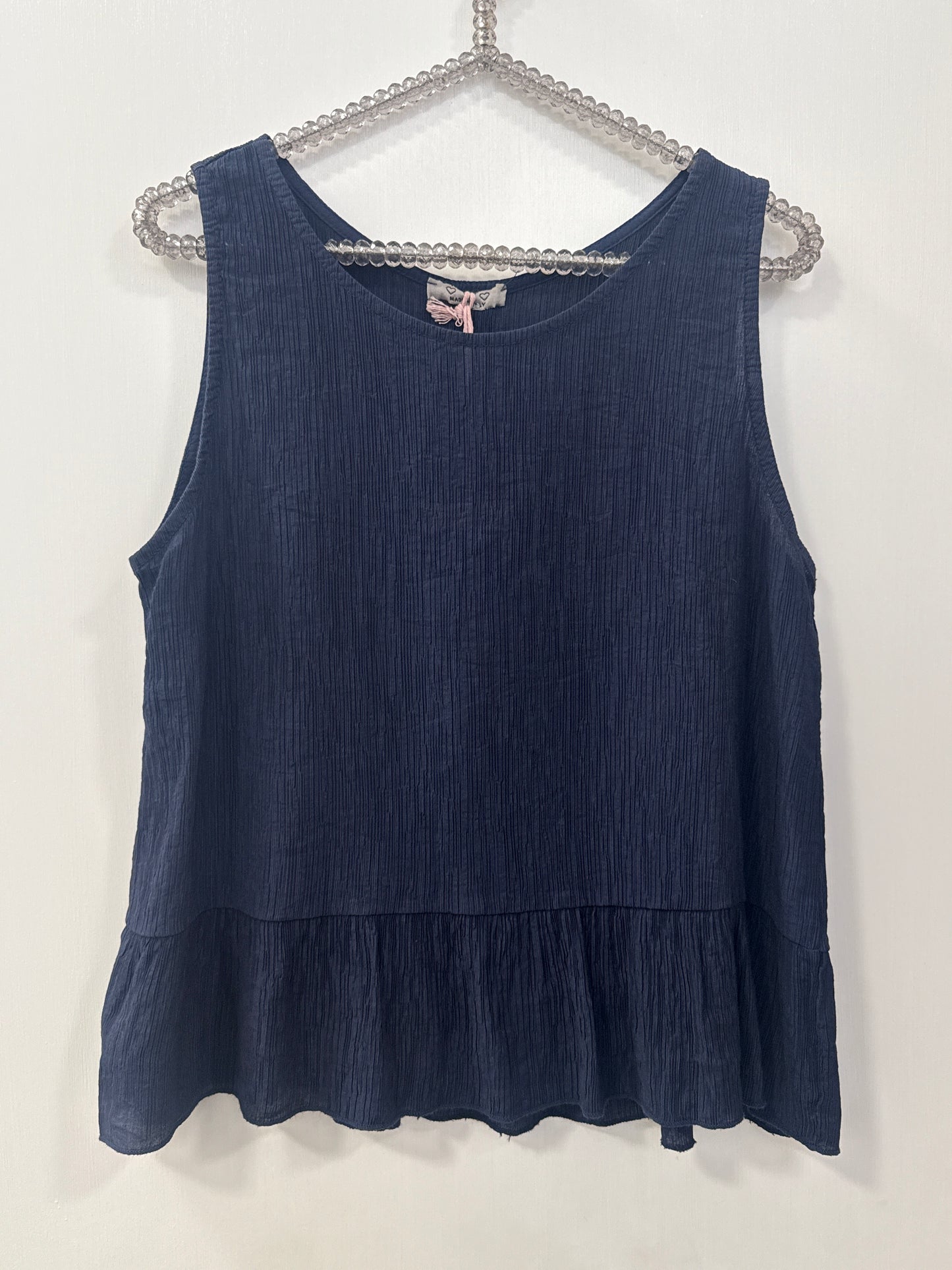 Lovely frill top, navy, Bron