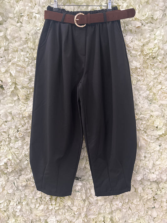 Gorgeous black barrel leg trousers, Kenya