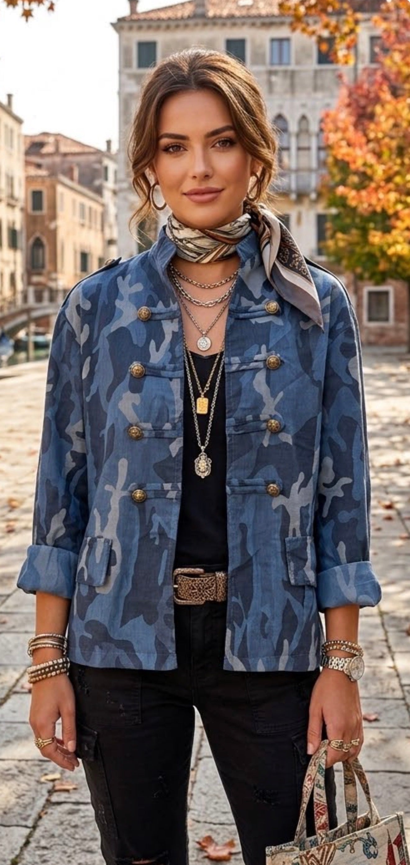 Lovely camouflage lightweight jacket, Erin