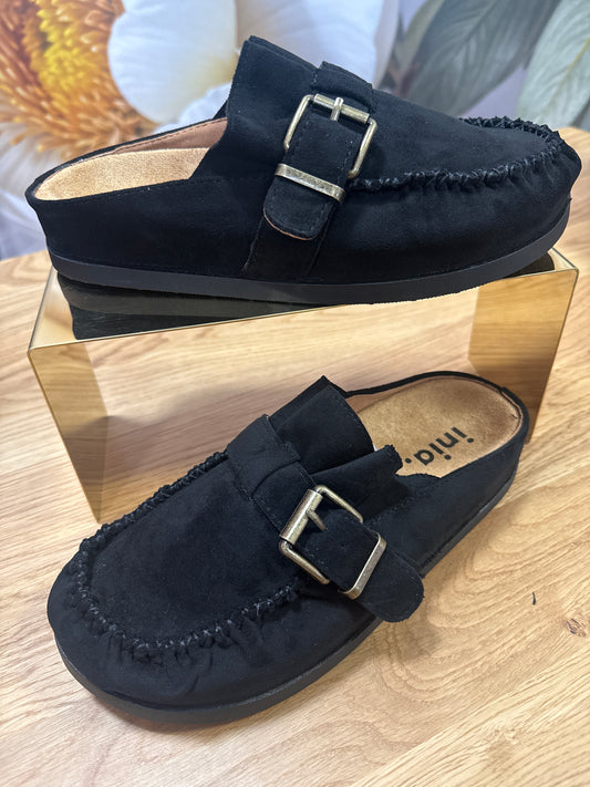 Cute black mules, Ziggy