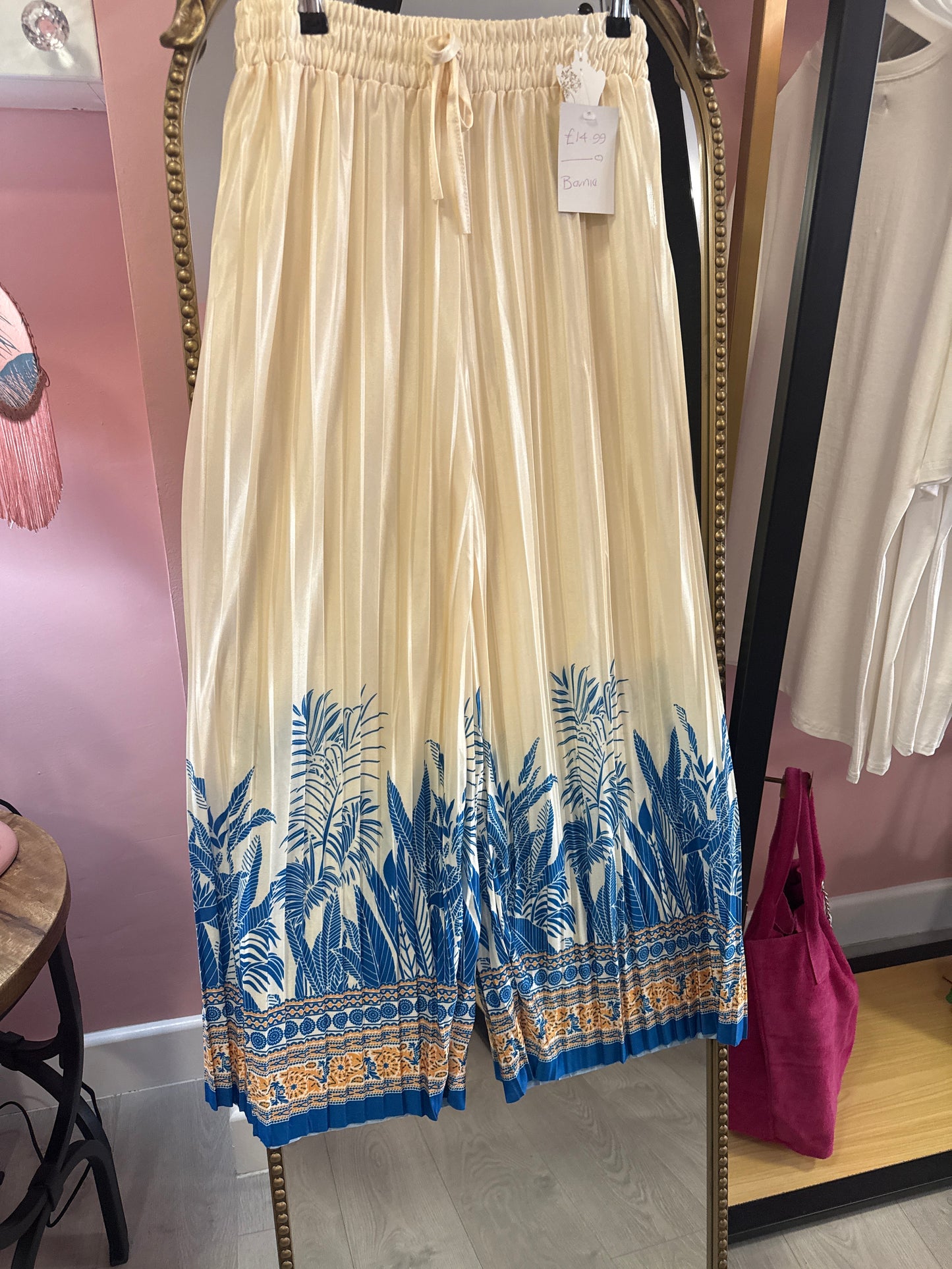 Pleated trousers, Bernie