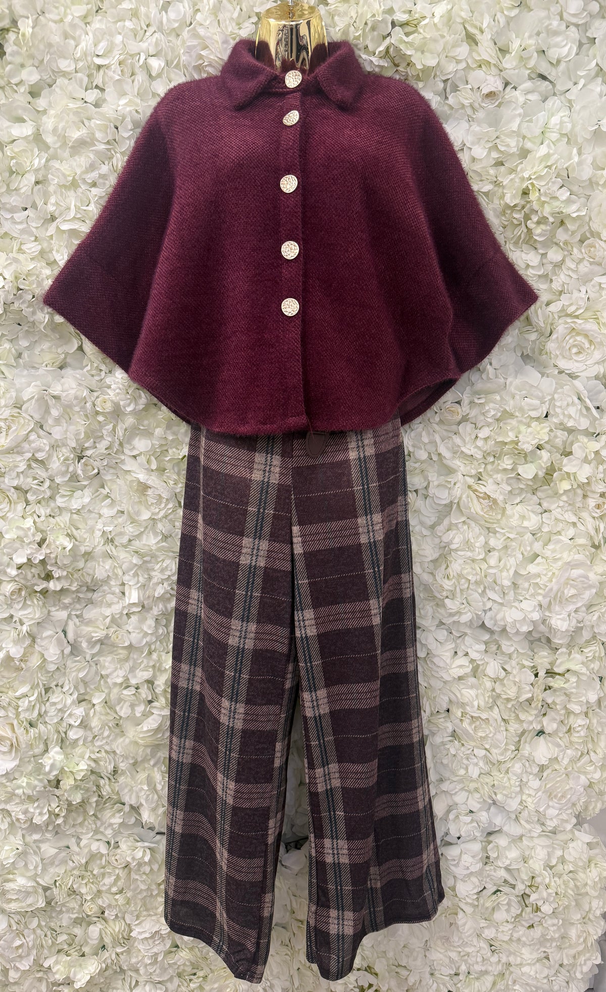 Stunning wide leg woven trousers in plum plaid, Magenta