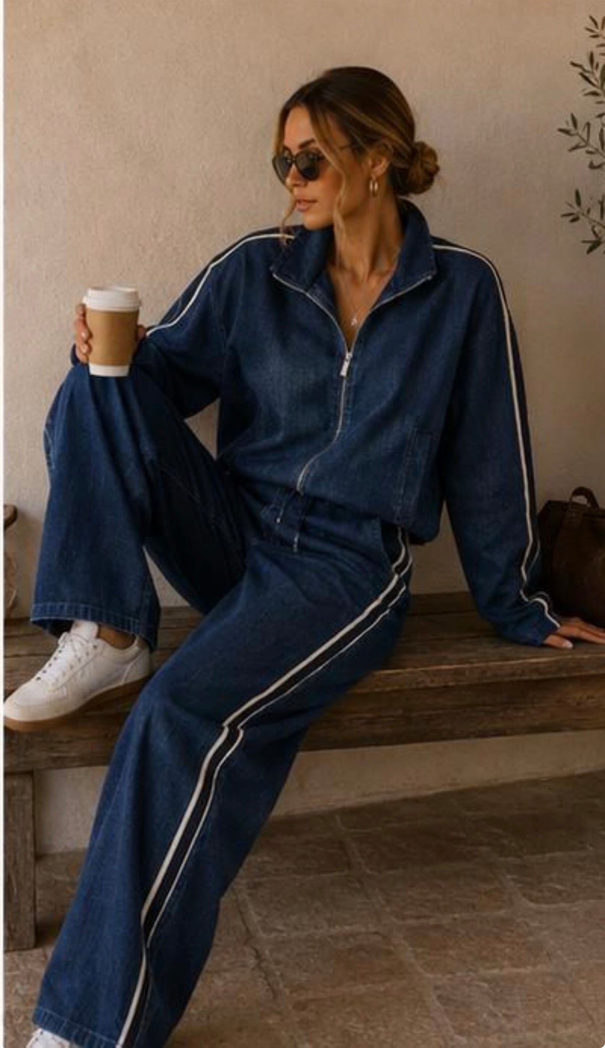 Stunning sporty denim set, Hunter