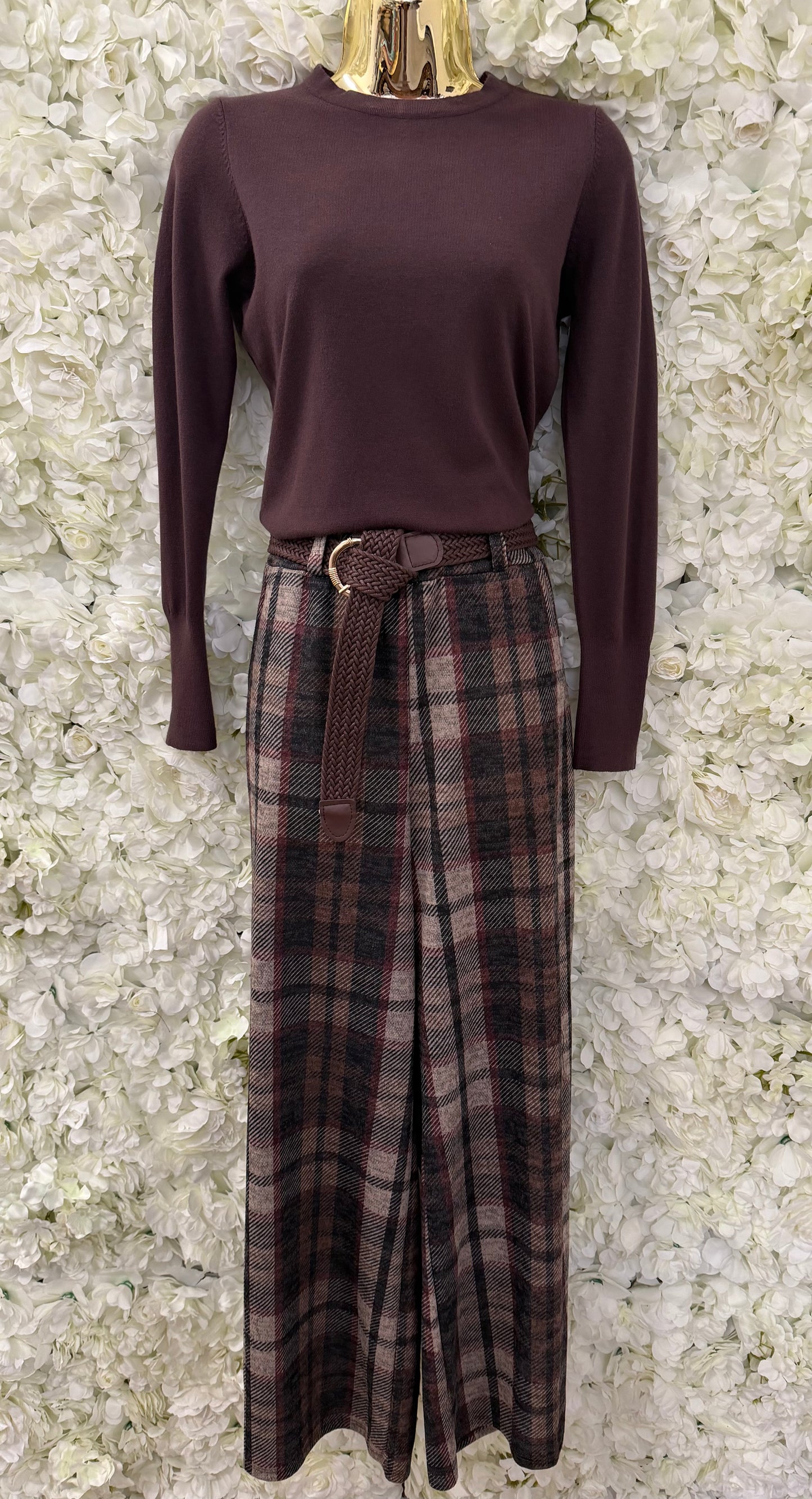 Stunning wide leg woven trousers, Hazel