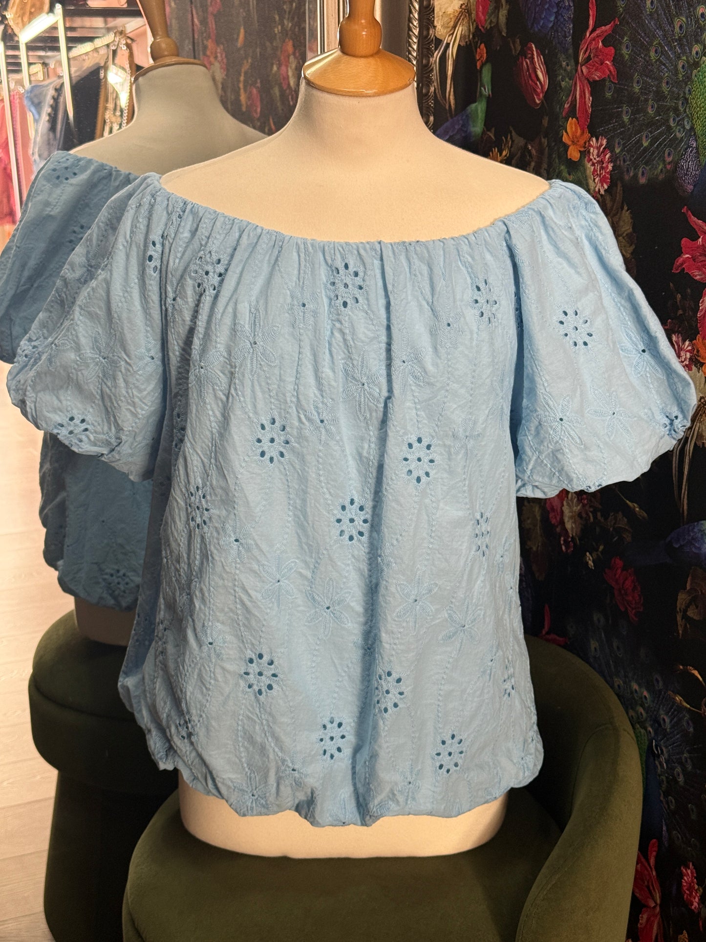 Lovely broidery anglaise top, Willow