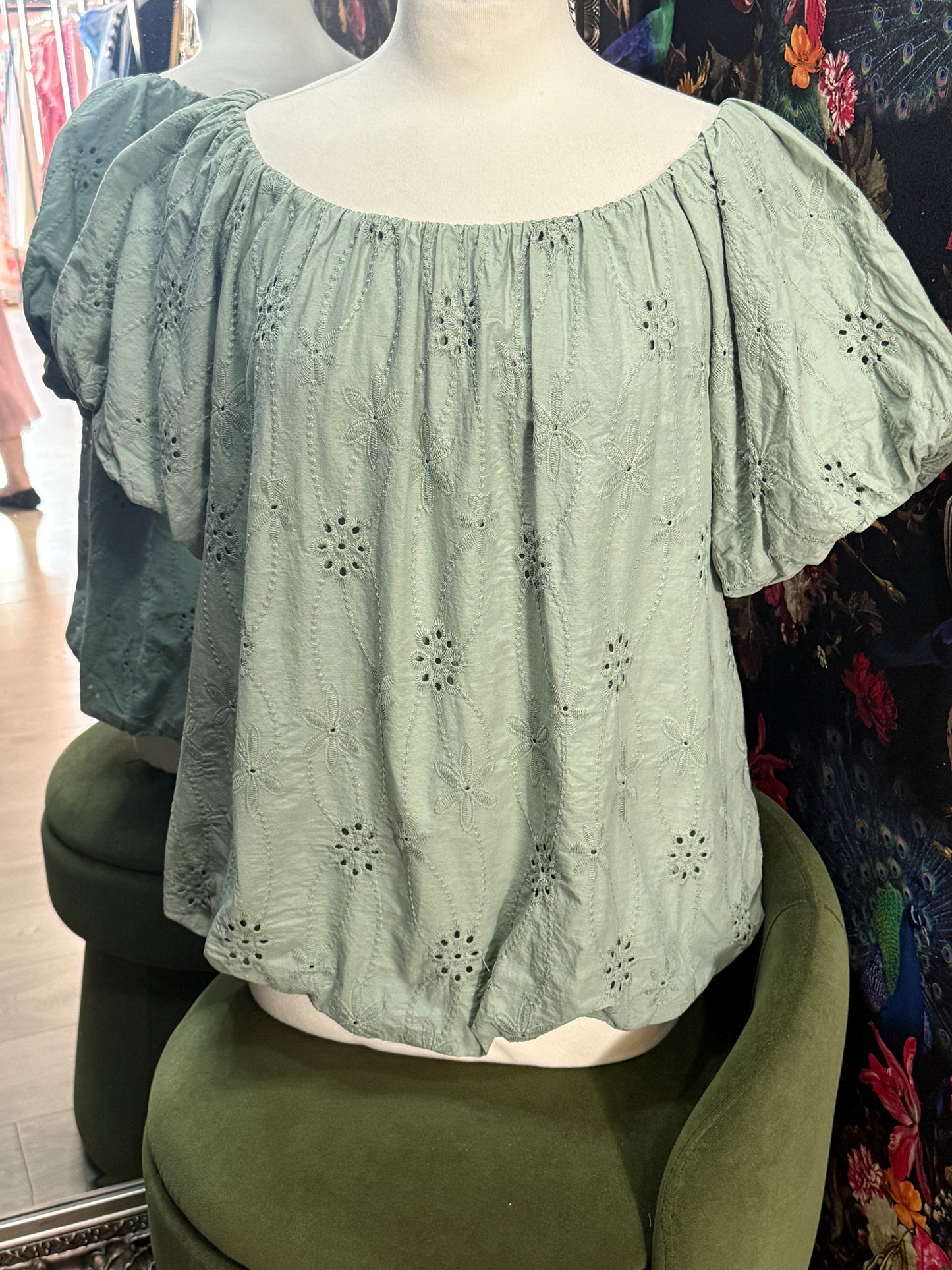 Lovely broidery anglaise top, Willow