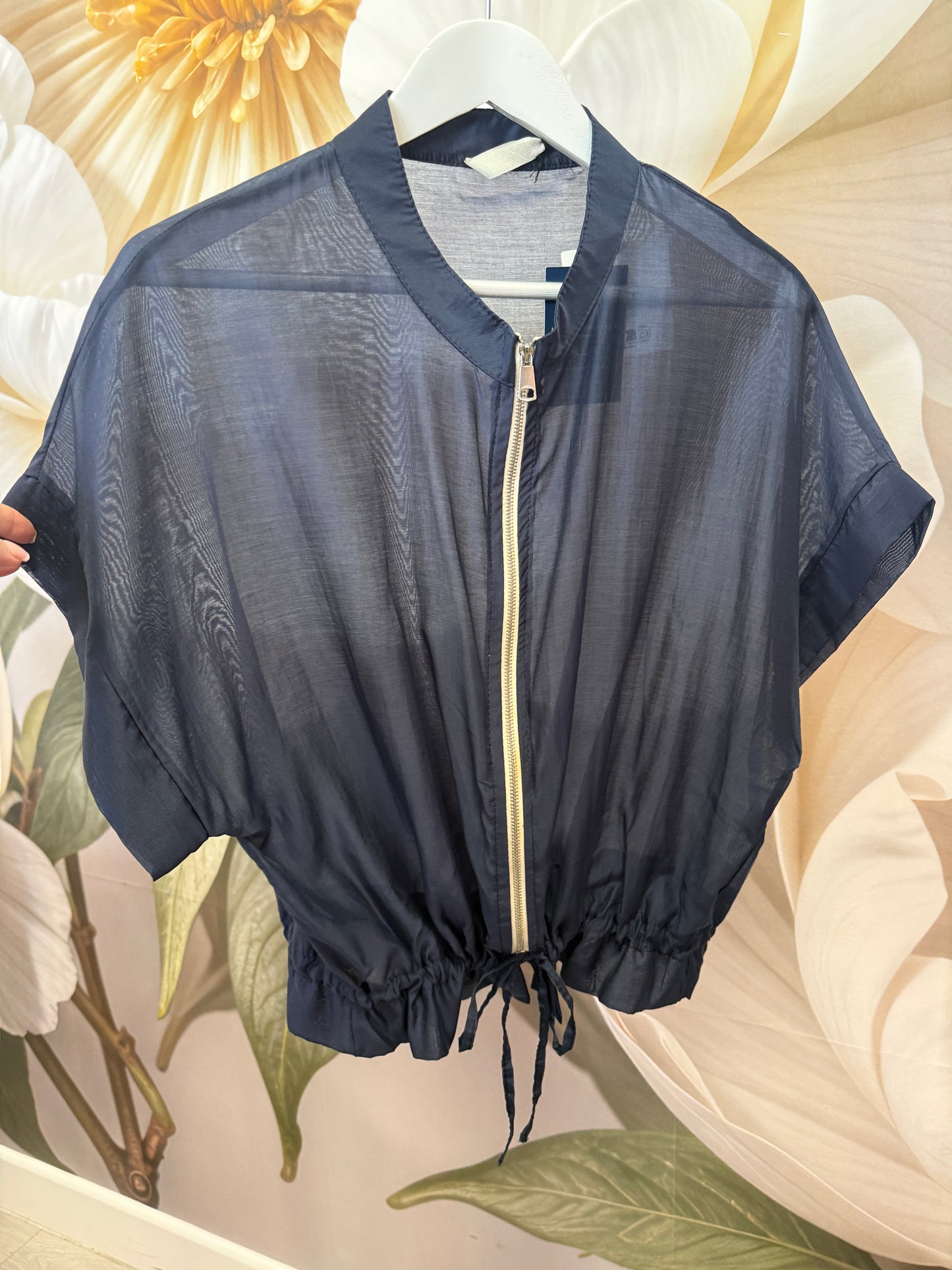Lovely lightweight short sleeve jacket, Bella