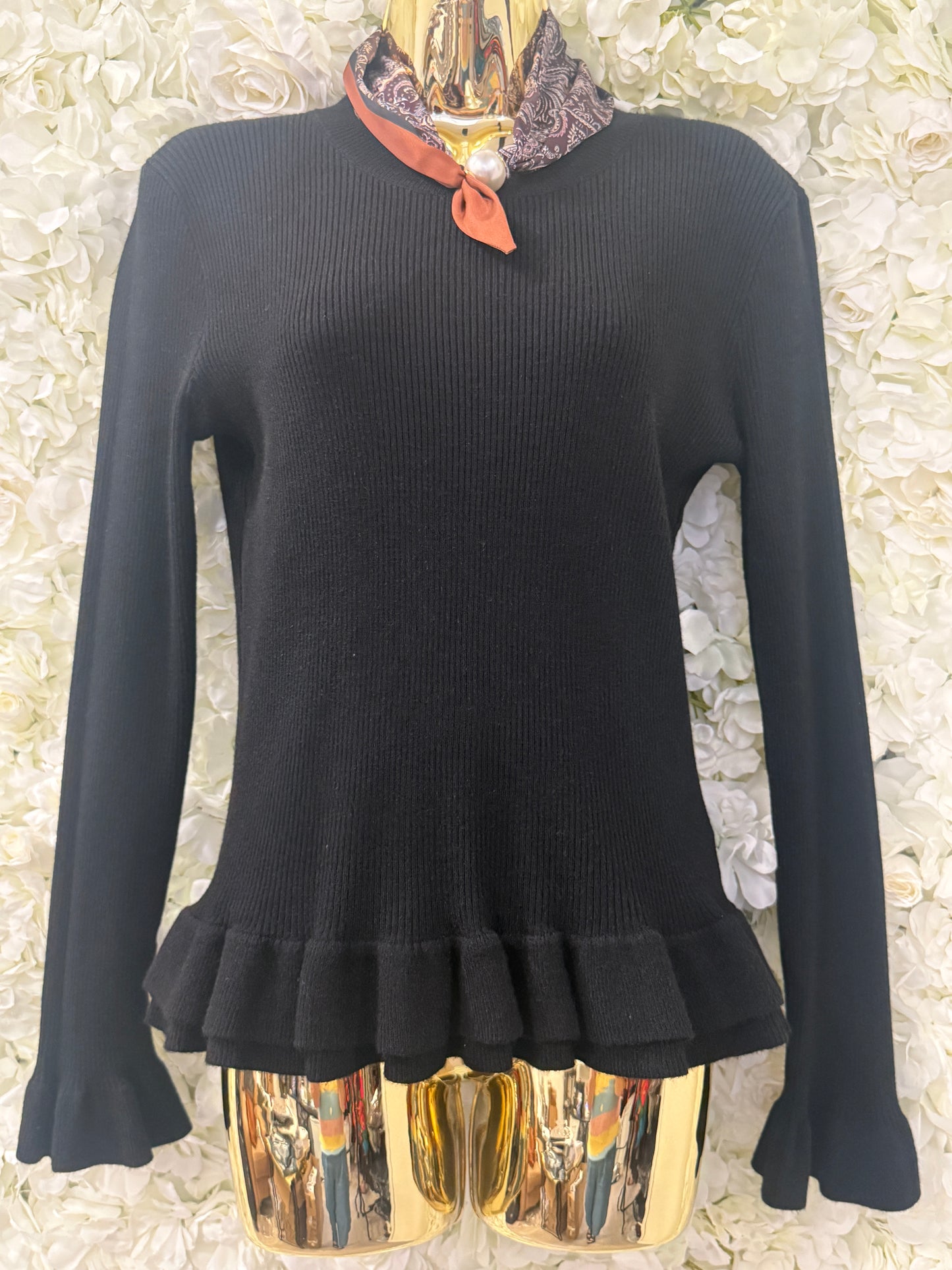 Beautiful jumper with magnetic scarf, Maddie black