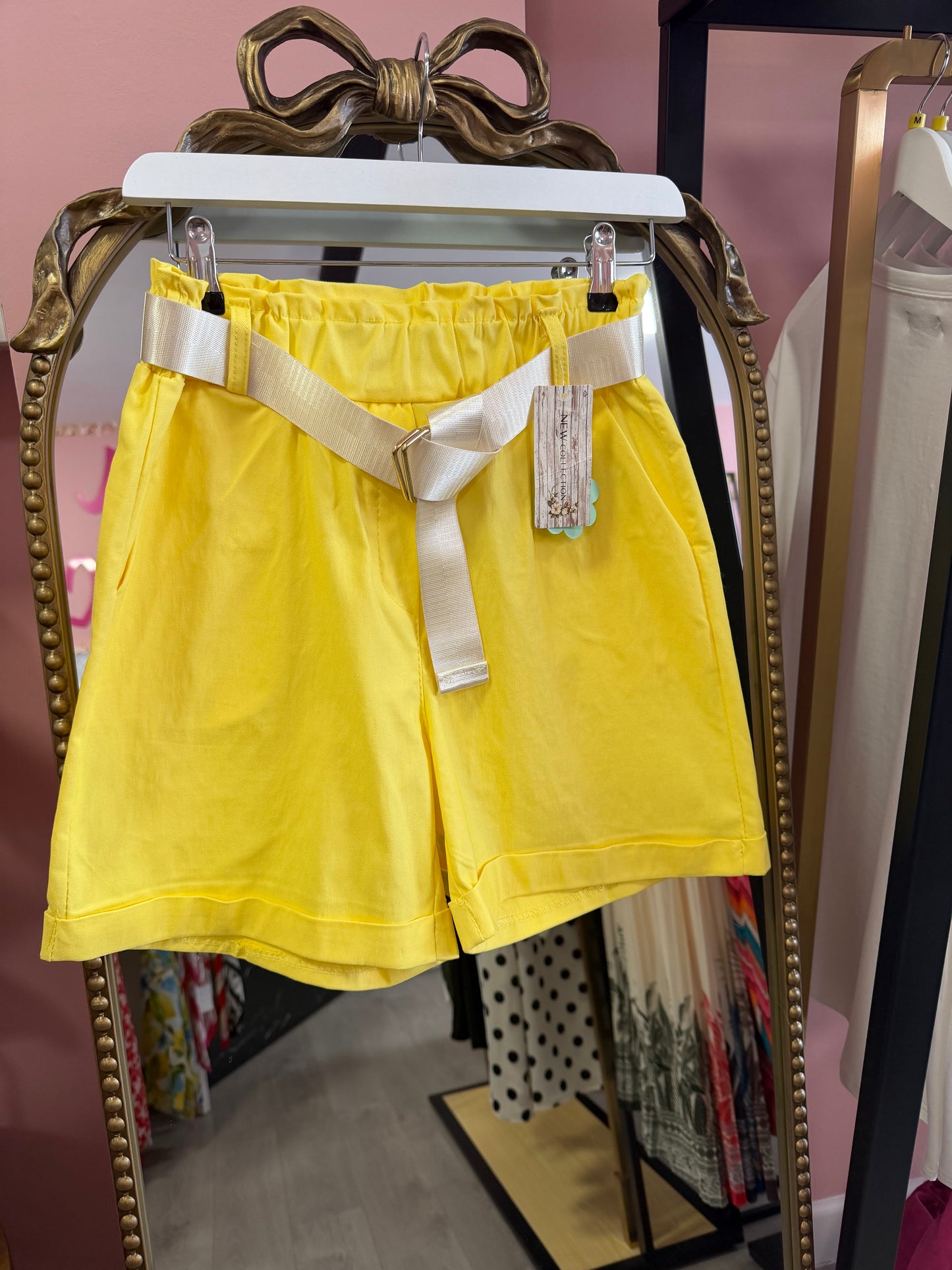 Shorts delia